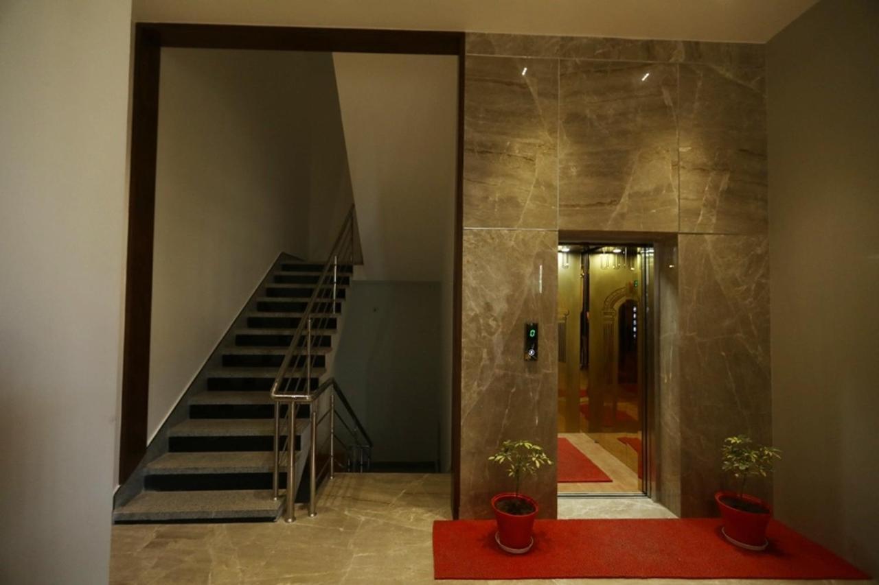 Pine Regency - Aravali'S Peak View Hotel Udaipur Exterior foto